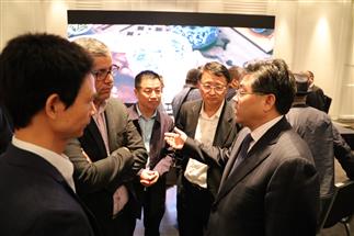 湖南茶葉推介會在摩洛哥成功舉行 當(dāng)?shù)夭枭谭错憻崃? title=